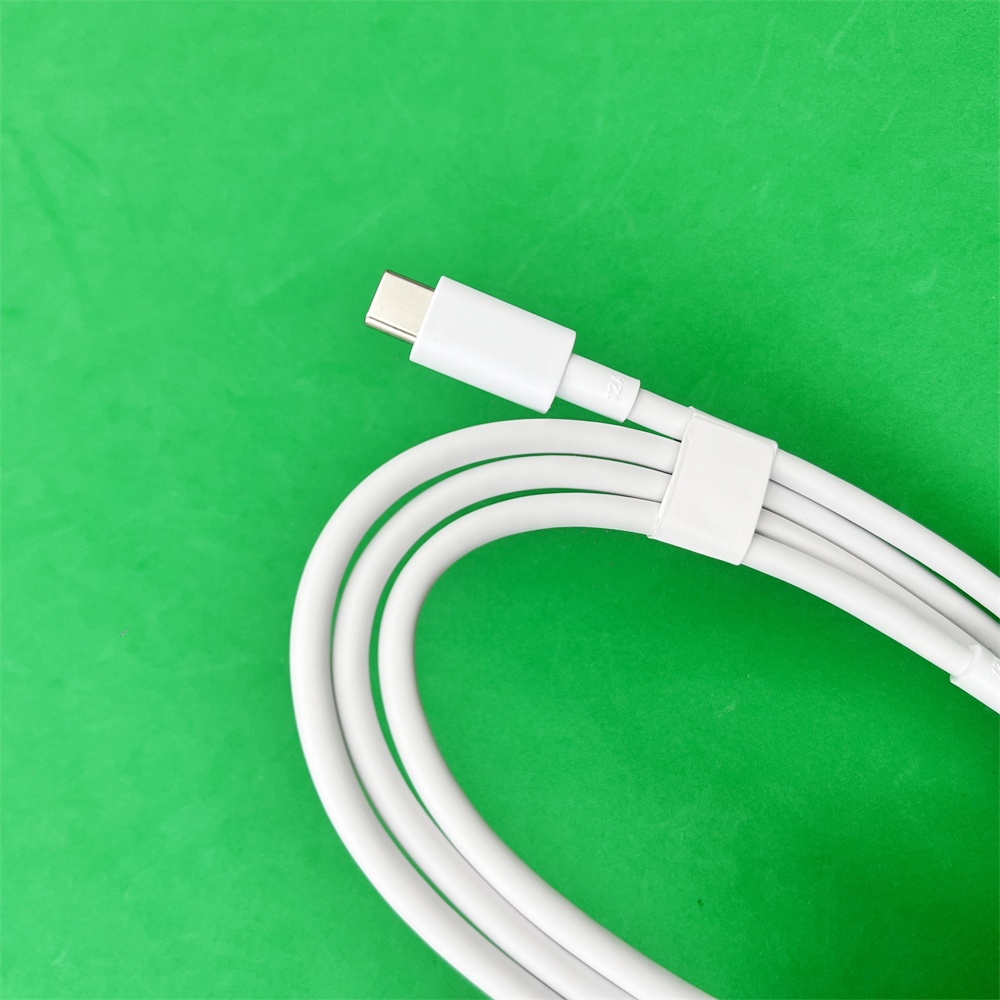 10A Original 240W 150W Super F - đánh giá và giá Realme Gt 6