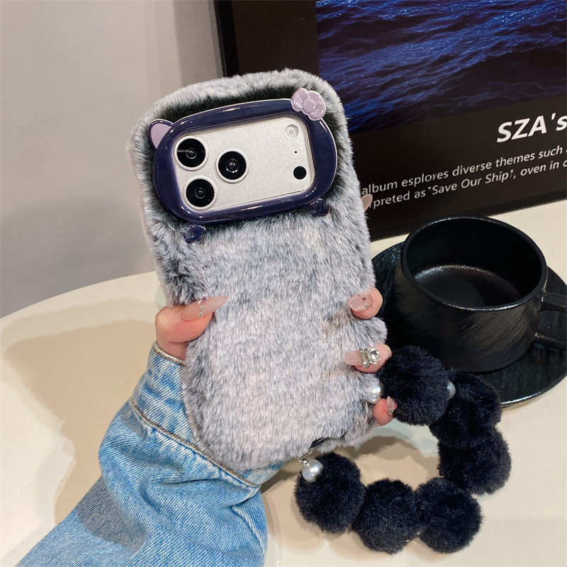 Luxury Solid Colors Furry Plus - đánh giá và giá Apple Iphone 16